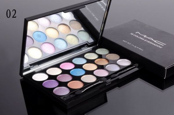 MAC 18Color Eye Shadow -12