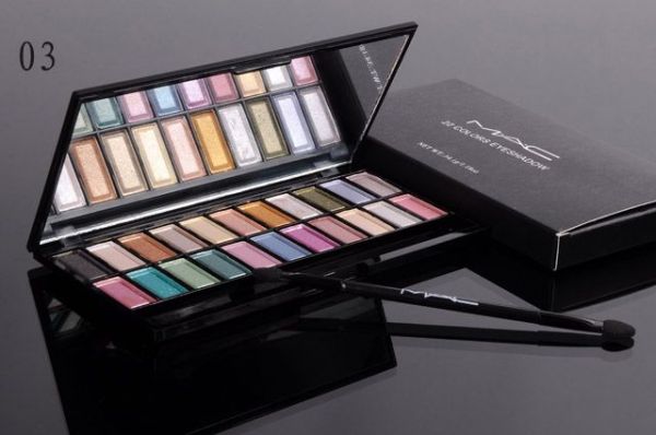 MAC 22Color Eye Shadow -2